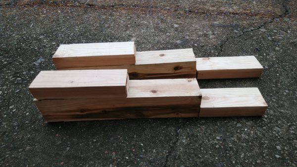 オイル交換に活躍 木材で簡易カースロープ自作
